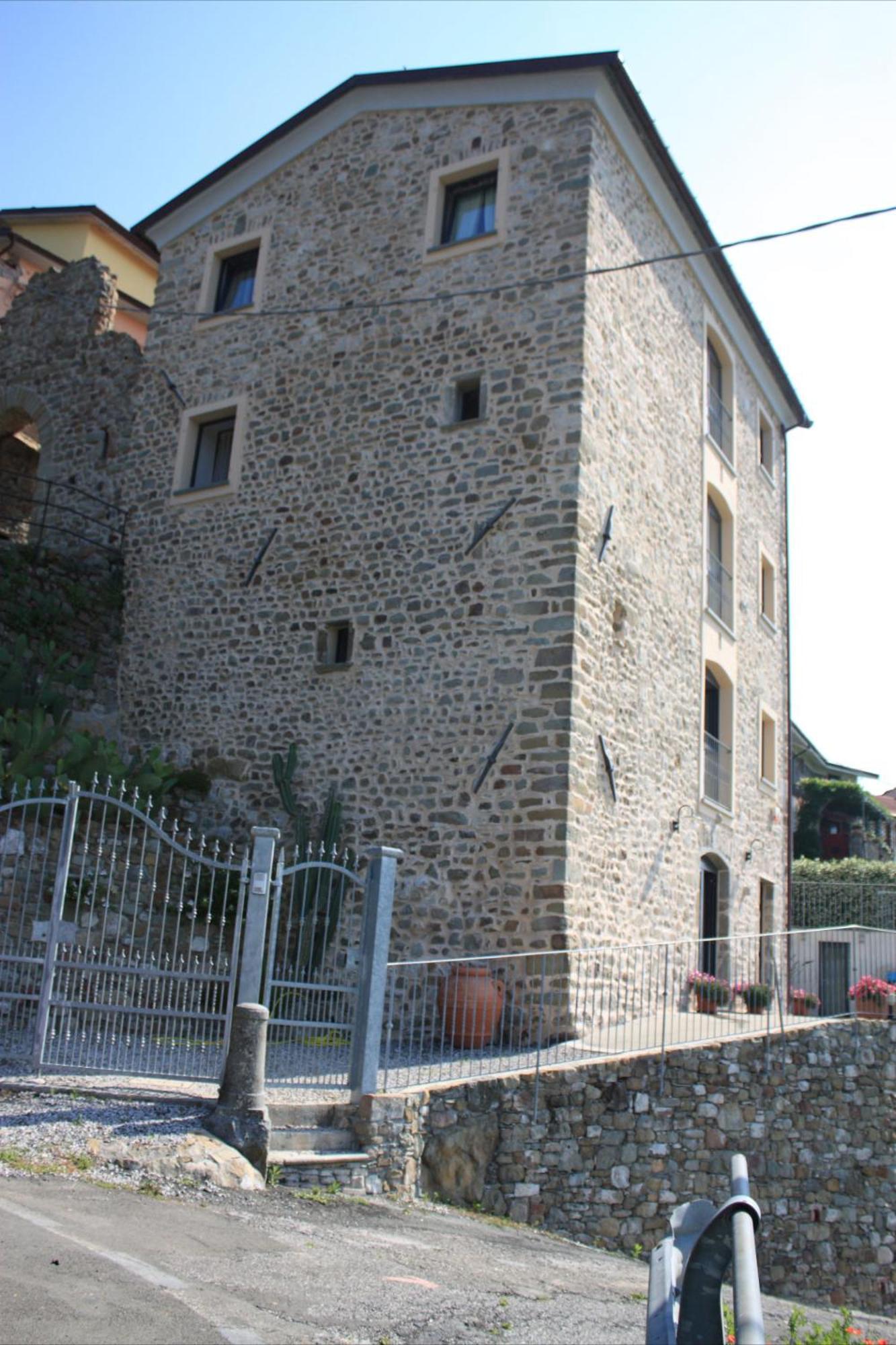 Pensjonat Al Castello Da Annamaria Beverino Zewnętrze zdjęcie